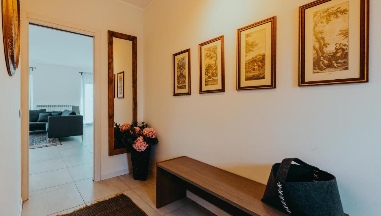 Ferienwohnung The Attico Padenghe sul Garda Exterior foto